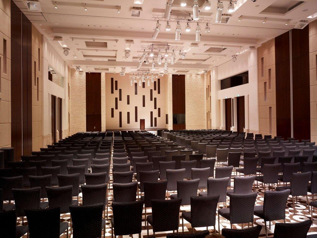 Hyatt Regency Dushanbe Exterior photo